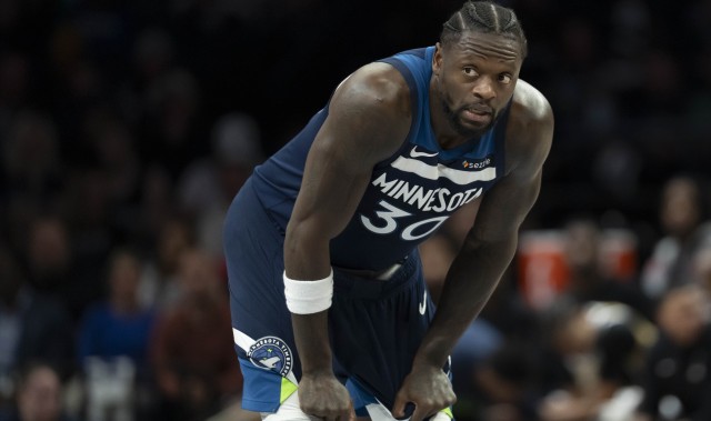 PG模拟器-无力回天！兰德尔17中10空砍30分7板6助 罚球7中7&amp;6犯离场