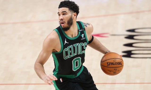 PG电子模拟器-【人物】逐渐摆脱新冠后遗症 塔图姆能拯救绿军吗？