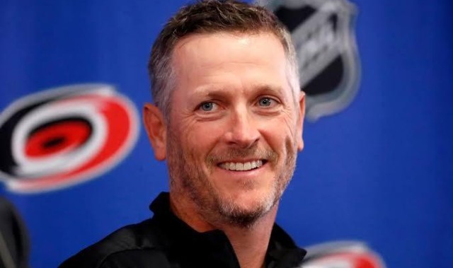 美媒报道飓风队老板邓顿初步达成收购开拓者队协议