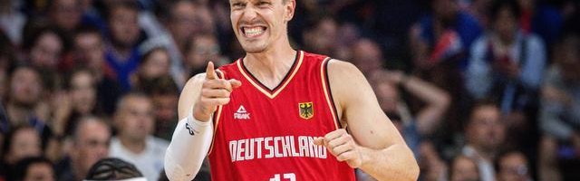 PG模拟器-手感差但作用大！奥布斯特9中2&amp;amp;三分7中1仅5分&amp;amp;正负值+26全场最高